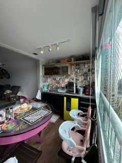 Apartamento 3 /4 e 1 suítes  Imbuí