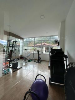 Apartamento 3 /4 e 1 suítes  Imbuí