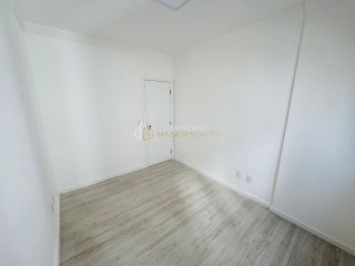 Apartamento 3/4, 1 suite, 2 garagens no Candeal