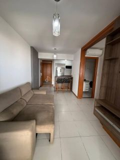 Apartamento 1/4, 1 garagem, nascente e mobiliado no Caminho das Árvores