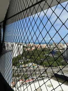 Apartamento 1/4, 1 garagem, nascente e mobiliado no Caminho das Árvores