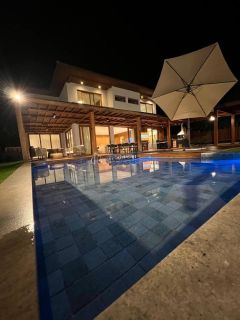 Residência de Alto Padrão no Praia Bella - elegância e conforto em Praia do Forte