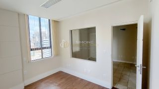 Sala Comercial Para Vender no bairro Stiep em Salvador