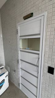 Bellíssimo apartamento, alto padrão, 4/4 com 4 suites, 4 garagens e infra completa com quadra de Squash: Caminho das Árvores