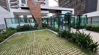 Bellíssimo apartamento, alto padrão, 4/4 com 4 suites, 4 garagens e infra completa com quadra de Squash: Caminho das Árvores