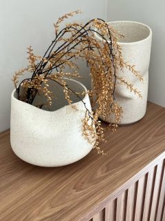 Bellíssimo apartamento, alto padrão, 4/4 com 4 suites, 4 garagens e infra completa com quadra de Squash: Caminho das Árvores