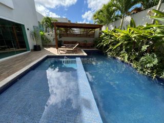 Casa de alto padrão em Alphaville II, com 6 quartos, área gourmet, piscina, 500 m² construídos e infraestrutura completa de lazer e segurança.