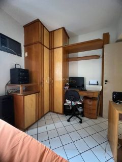 Apartamento 3/4 e 1 suítes Costa Azul