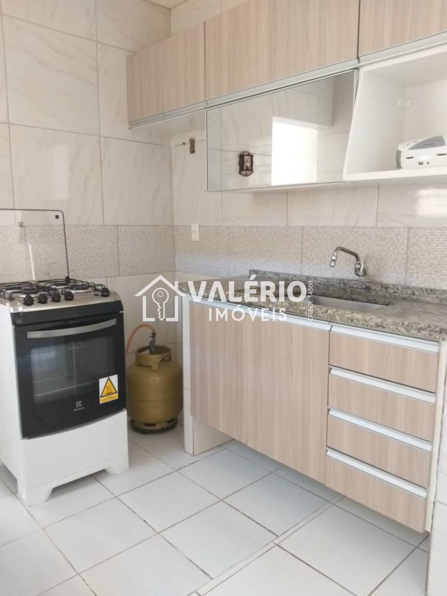 Casa Para Vender com 2 quartos 1 suítes no bairro Jardim Atlântico em Olinda