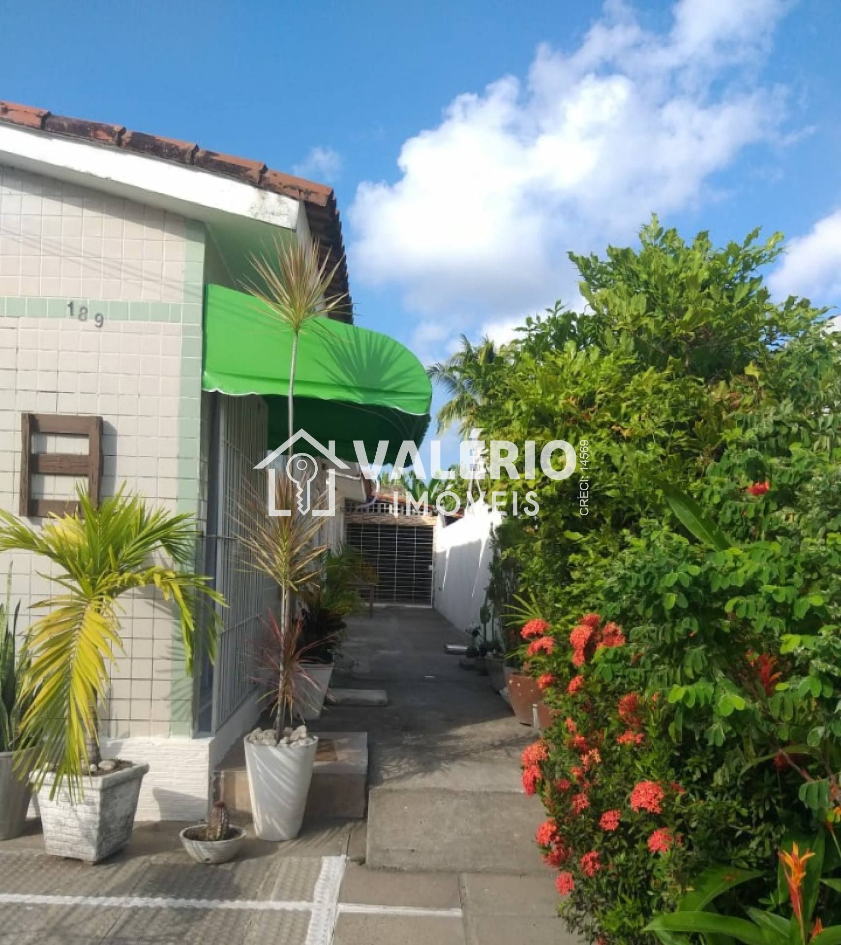 Casa Para Vender com 2 quartos 1 suítes no bairro Jardim Atlântico em Olinda