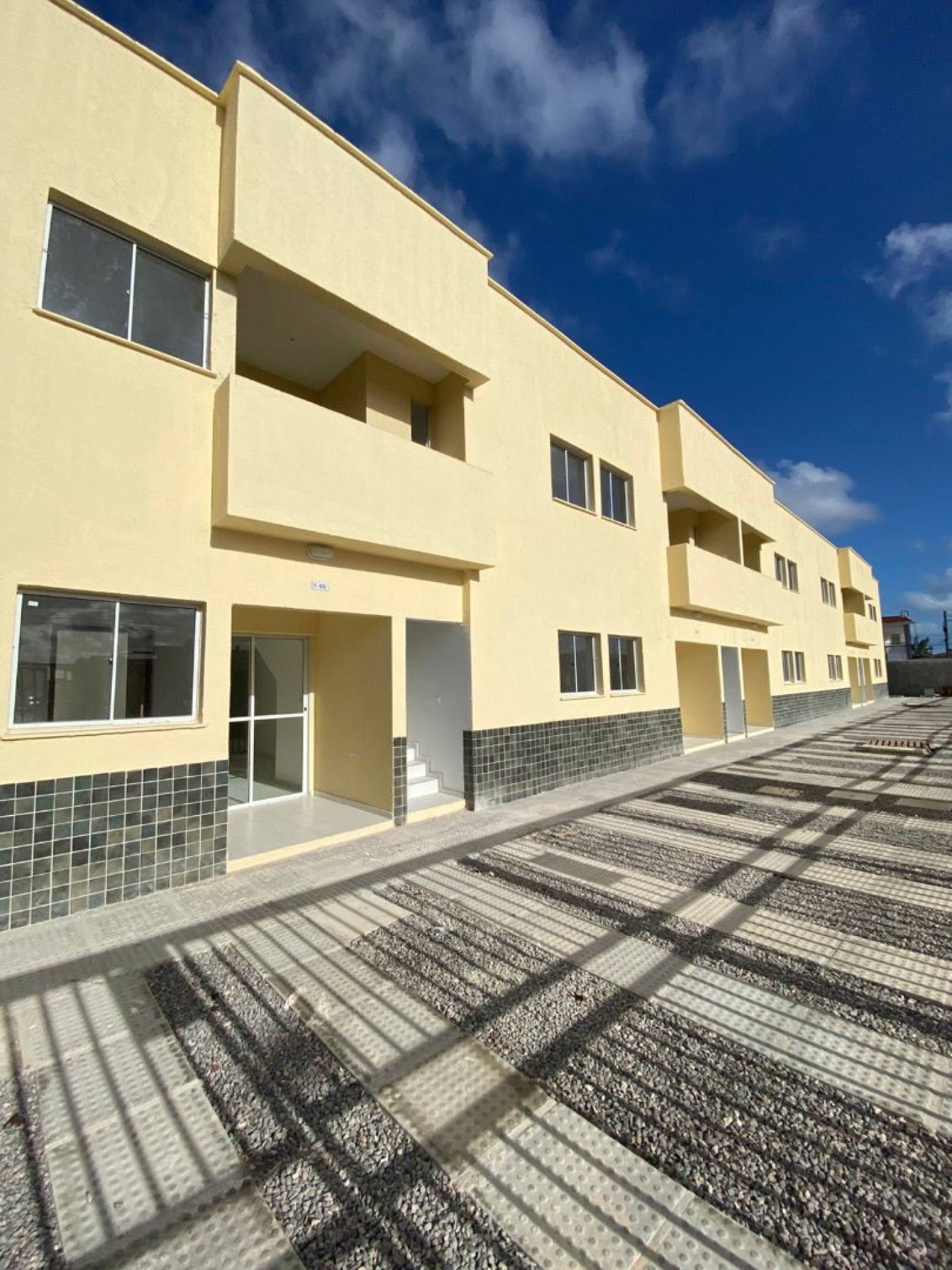 Privê Para Vender com 02 quartos no bairro Pau Amarelo em Paulista