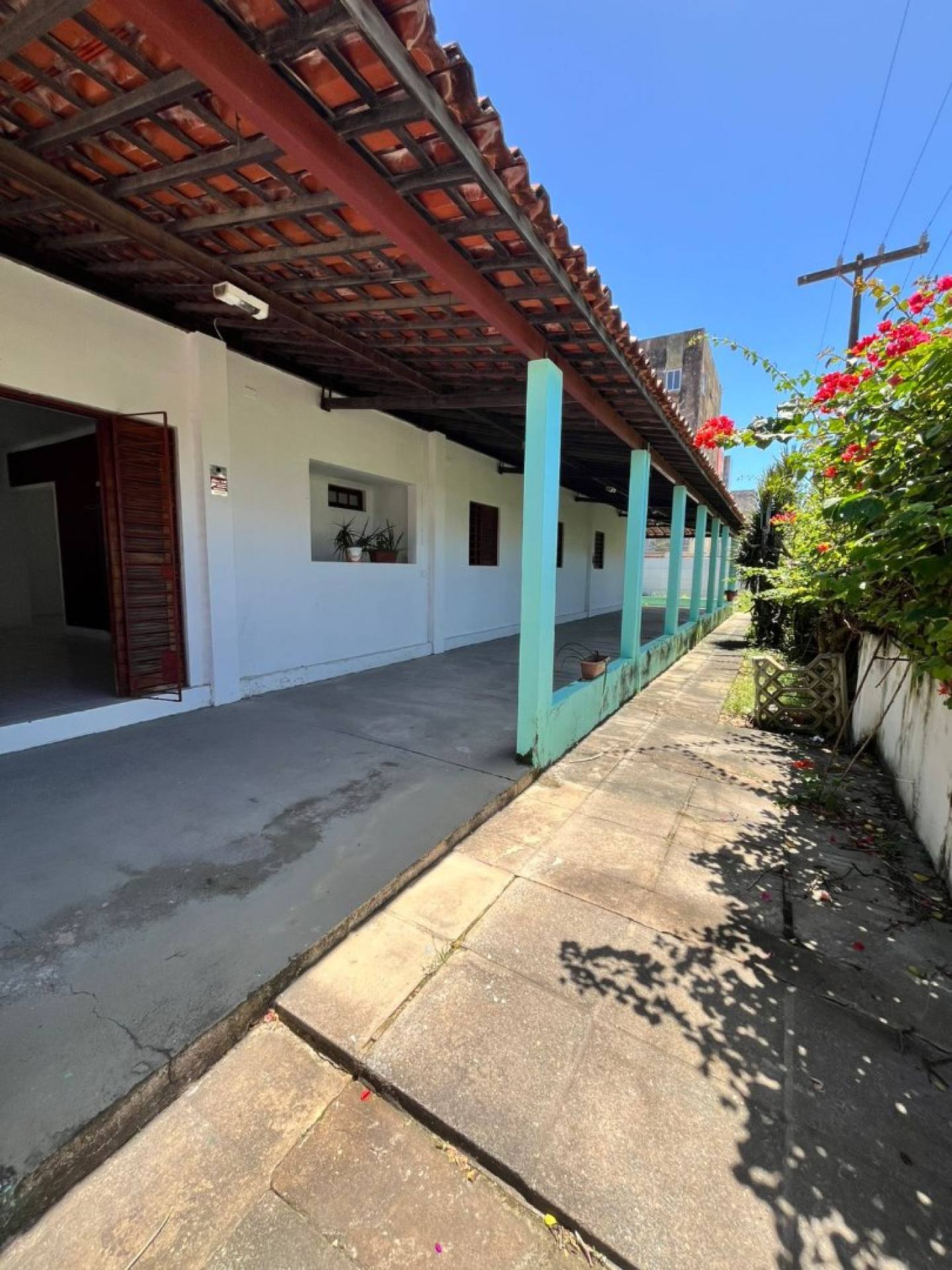 Casa Para Vender com 4 quartos 2 suítes no bairro Janga em Paulista