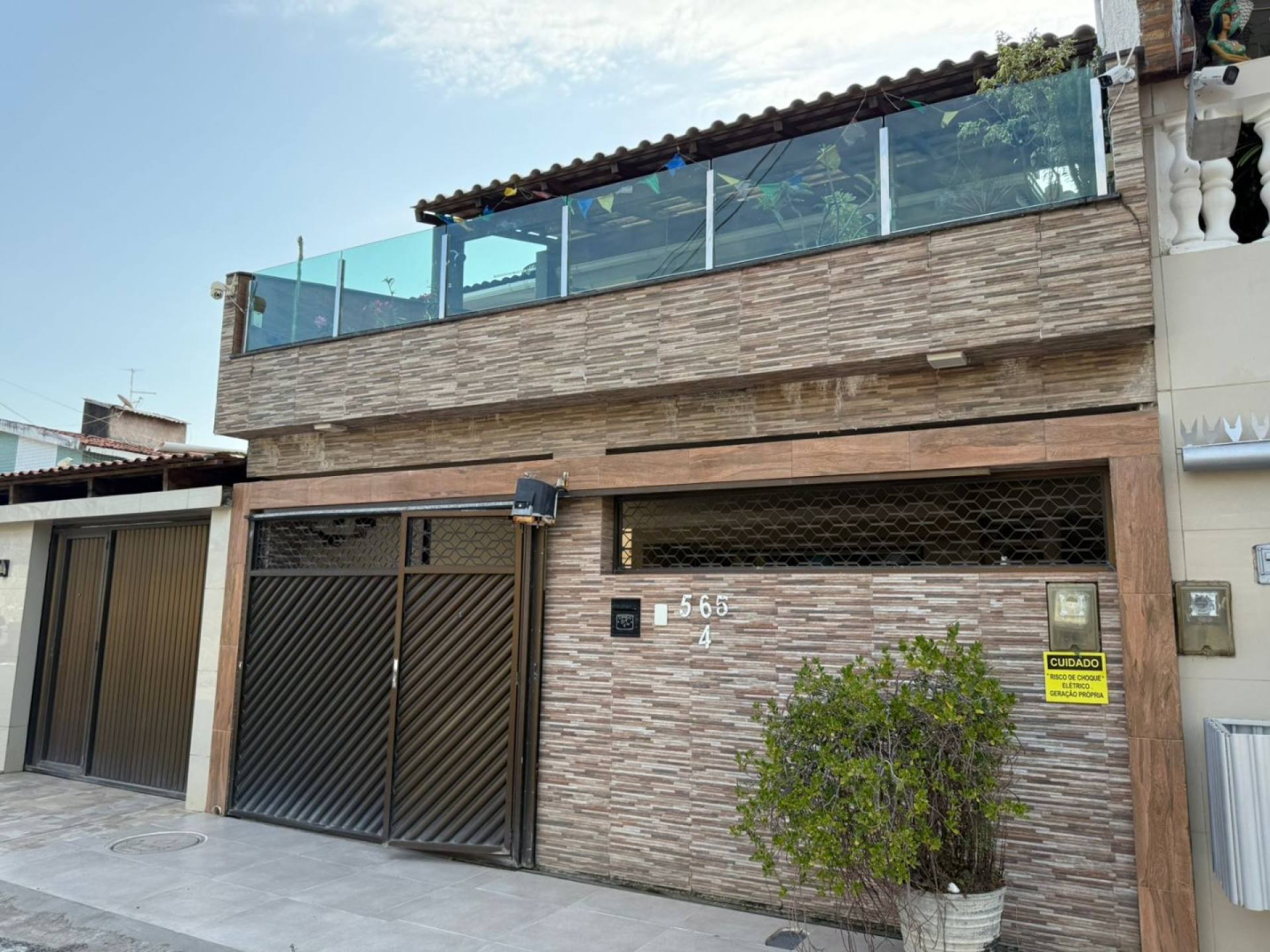 Casa Para Vender com 4 quartos 2 suítes no bairro Janga em Paulista