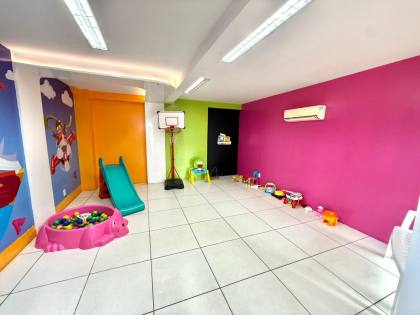 Apartamento Para Vender com 4 quartos 1 suítes no bairro Torreão em Recife