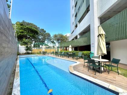 Apartamento Para Vender com 4 quartos 1 suítes no bairro Torreão em Recife