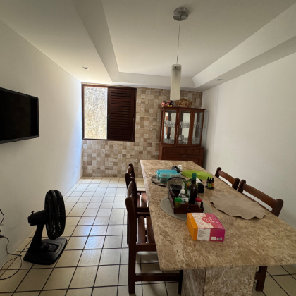 Casa Para Vender com 5 quartos 2 suítes no bairro Janga em Paulista