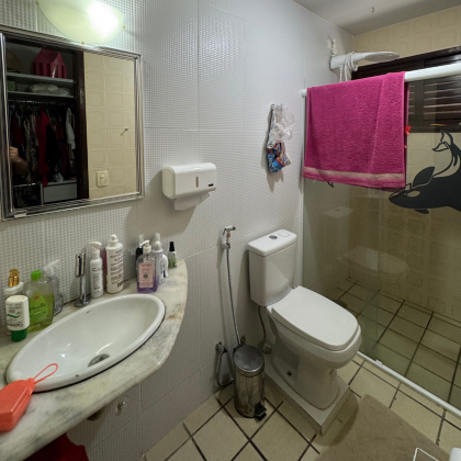 Casa Para Vender com 5 quartos 2 suítes no bairro Janga em Paulista