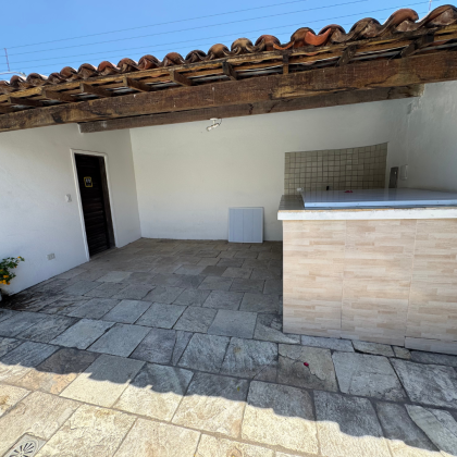 Casa Para Vender com 5 quartos 2 suítes no bairro Janga em Paulista