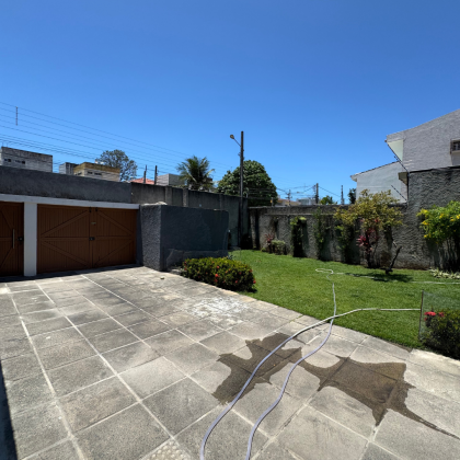 Casa Para Vender com 5 quartos 2 suítes no bairro Janga em Paulista