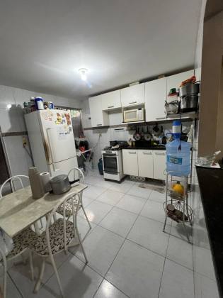 Casa de Condomínio Para Vender com 03 quartos no bairro Pau Amarelo em Paulista