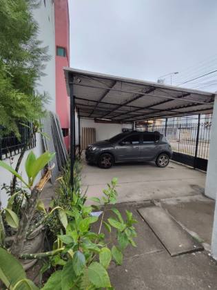 Casa de Condomínio Para Vender com 04 quartos 02 suítes no bairro Jardim Atlântico em Olinda