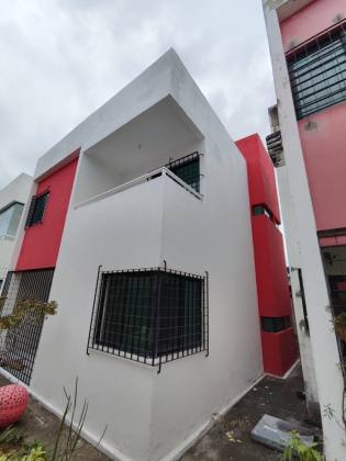 Casa de Condomínio Para Vender com 04 quartos 02 suítes no bairro Jardim Atlântico em Olinda