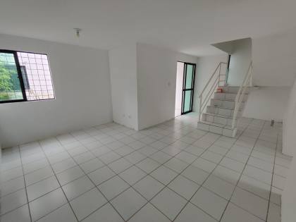 Casa de Condomínio Para Vender com 04 quartos 02 suítes no bairro Jardim Atlântico em Olinda