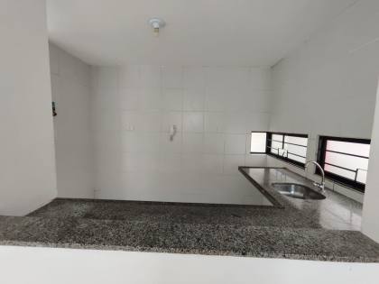 Casa de Condomínio Para Vender com 04 quartos 02 suítes no bairro Jardim Atlântico em Olinda