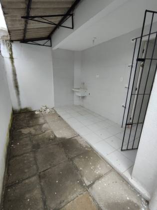 Casa de Condomínio Para Vender com 04 quartos 02 suítes no bairro Jardim Atlântico em Olinda