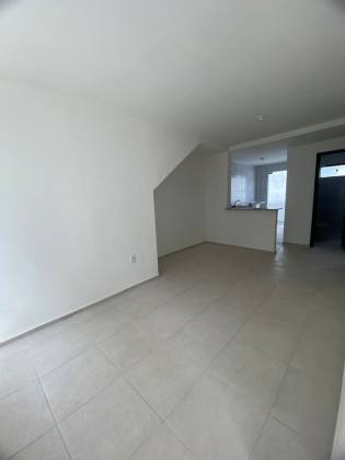 Casa de Condomínio Para Vender com 02 quartos no bairro Pau Amarelo em Paulista