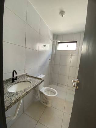 Casa de Condomínio Para Vender com 02 quartos no bairro Pau Amarelo em Paulista