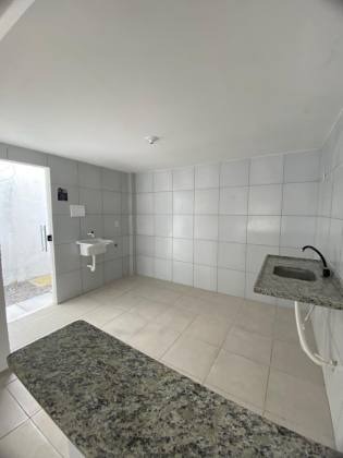 Casa de Condomínio Para Vender com 02 quartos no bairro Pau Amarelo em Paulista