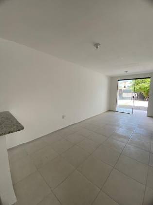 Casa de Condomínio Para Vender com 02 quartos no bairro Pau Amarelo em Paulista