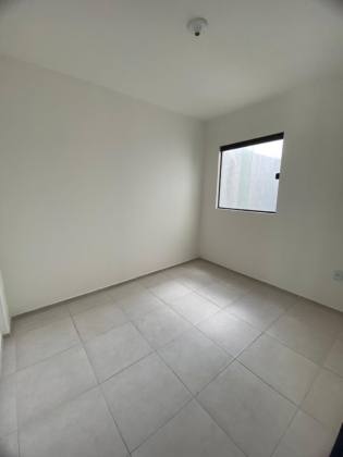 Casa de Condomínio Para Vender com 02 quartos no bairro Pau Amarelo em Paulista