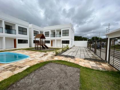 Casa de Condomínio Para Vender com 03 quartos 01 suítes no bairro Maria Farinha em Paulista