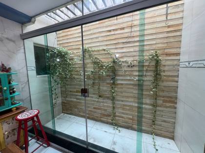 Casa Para Vender com 04 quartos 02 suítes no bairro Maria Auxiliadora em Caruaru