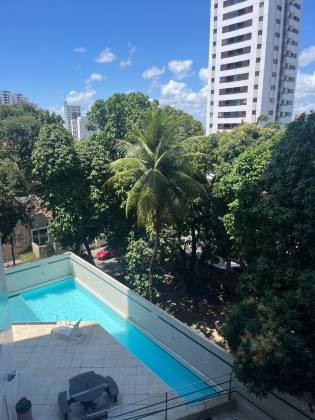 Apartamento Para Vender com 04 quartos 02 suítes no bairro Madalena em Recife