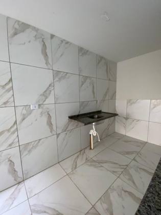 Casa de Condomínio Para Vender com 02 quartos no bairro Pau Amarelo em Paulista