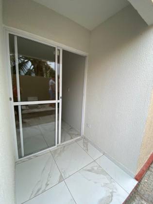 Casa de Condomínio Para Vender com 02 quartos no bairro Pau Amarelo em Paulista