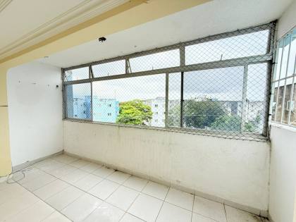 Apartamento Para Vender com 04 quartos 01 suítes no bairro Janga em Paulista