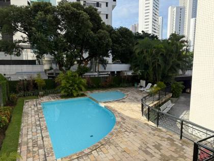Apartamento Para Vender com 04 quartos 03 suítes no bairro Rosarinho em Recife