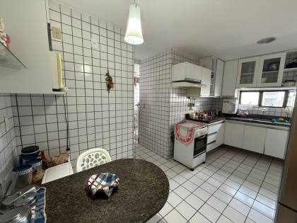 Apartamento Para Vender com 04 quartos 03 suítes no bairro Rosarinho em Recife