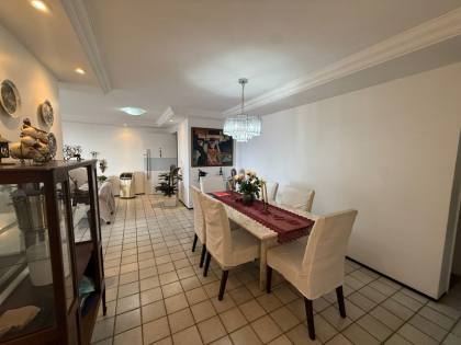 Apartamento Para Vender com 04 quartos 03 suítes no bairro Rosarinho em Recife