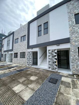 Casa de Condomínio Para Vender com 03 quartos 02 suítes no bairro Janga em Paulista