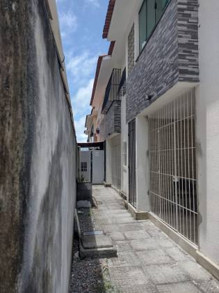 Casa de Condomínio Para Vender com 02 quartos 01 suítes no bairro Janga em Paulista