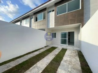 CASA DUPLEX INDIVIDUAL EM BAIRRO NOVO COM 3 QUARTOS SENDO 1 SUÍTE