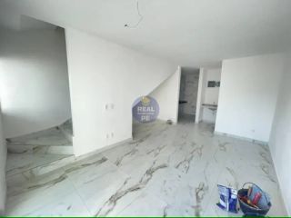 CASA DUPLEX INDIVIDUAL EM BAIRRO NOVO COM 3 QUARTOS SENDO 1 SUÍTE