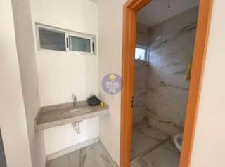 CASA DUPLEX INDIVIDUAL EM BAIRRO NOVO COM 3 QUARTOS SENDO 1 SUÍTE