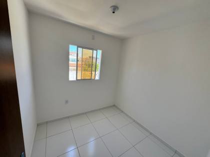 Casa de Condomínio Para Vender com 03 quartos no bairro Pau Amarelo em Paulista