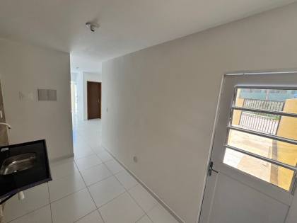 Casa de Condomínio Para Vender com 03 quartos no bairro Pau Amarelo em Paulista